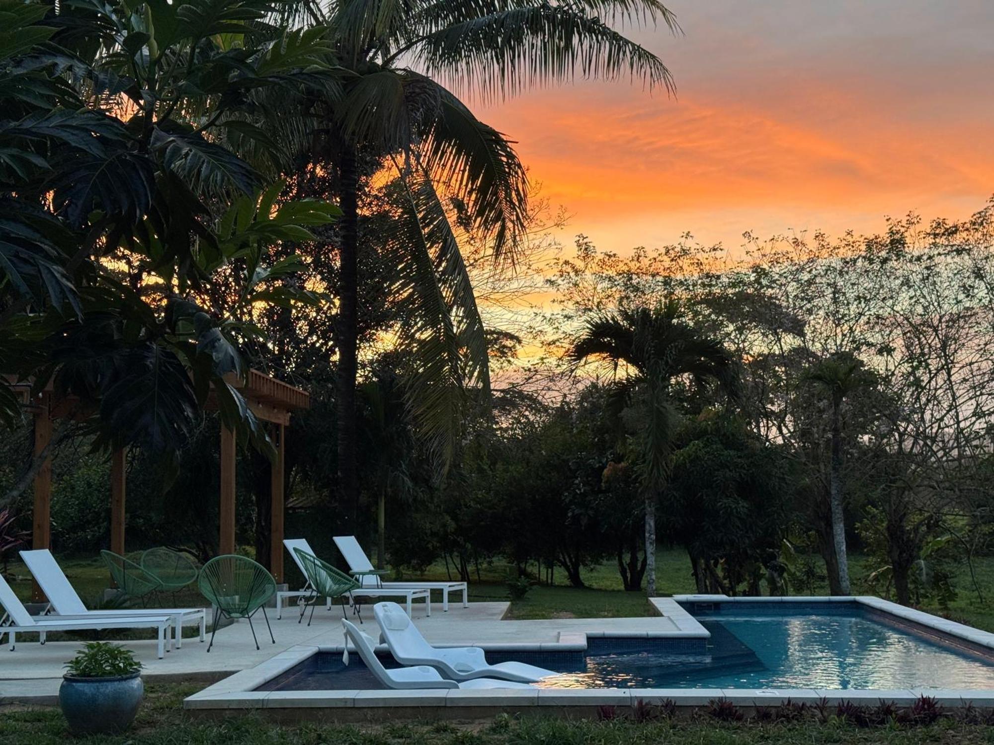 Yumas Riverfront Lodge San Ignacio Extérieur photo